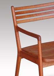 �n�C�o�b�N���֎q