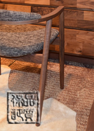 �n�C�o�b�N���֎q