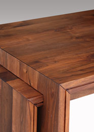 �E�H�[���i�b�g�e�[�u�����C��